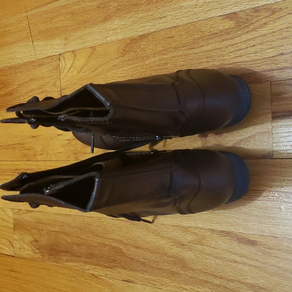 STEVE MADDEN COMBAT BOOTS BROWN 8.5 - Picture 3 of 6
